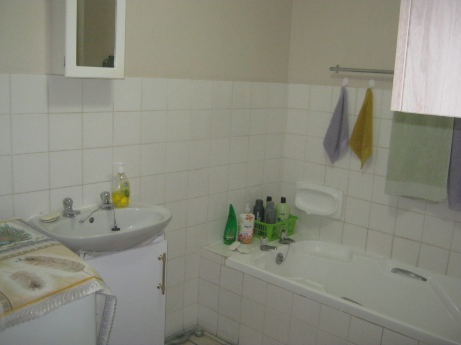 2 Bedroom Property for Sale in Strand Central Western Cape